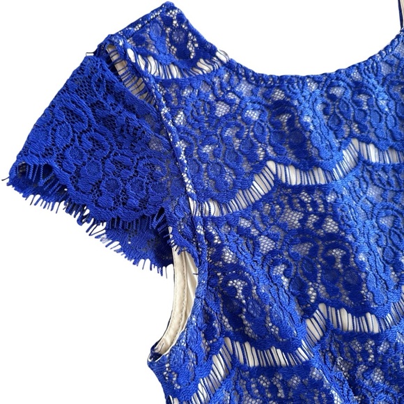 Darling Vintage Blue Candice Lace Dress size Med special event office siren 952 - Picture 3 of 16